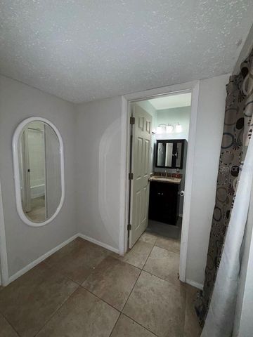 914 SW 8TH AVENUE 53, Gainesville, FL 32601