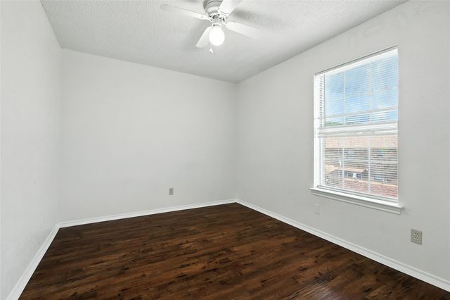 910 Cedar Terrace, Cedar Hill, TX 75104