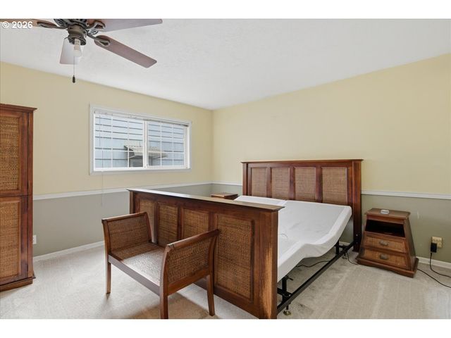 10834 Se LONG St, Portland, OR 97266