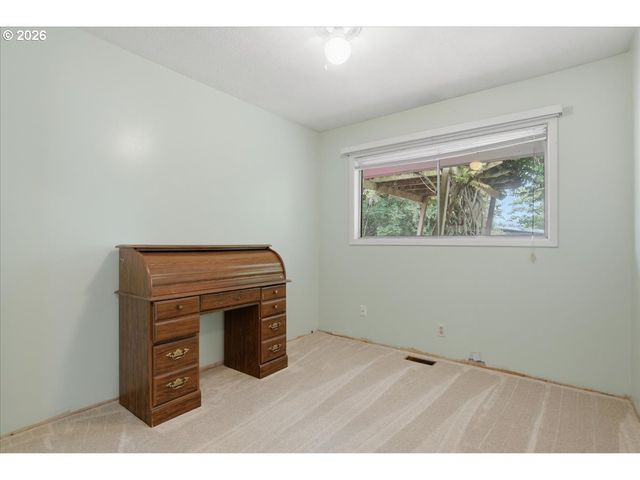 10834 Se LONG St, Portland, OR 97266