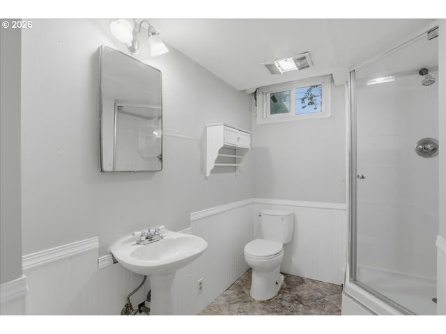 10834 Se LONG St, Portland, OR 97266