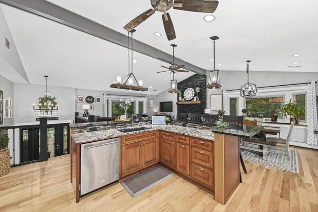 N29W29951 Shel-Mar DRIVE, Pewaukee, WI 53072