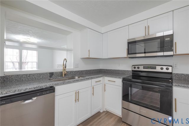 7739 Balla Ct, Henrico, VA 23228