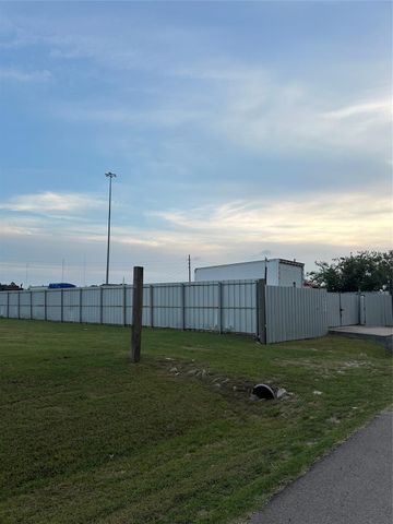 6721 Whitton Drive, Houston, TX 77085