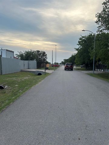 6721 Whitton Drive, Houston, TX 77085