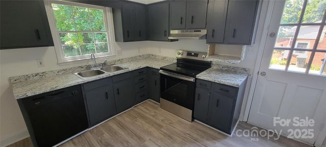 425 Whitethorn Drive, Gastonia, NC 28054