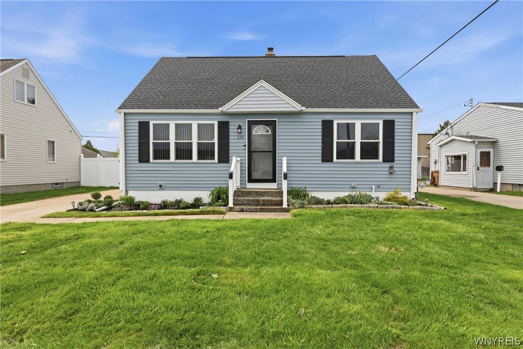 116 Wallace Avenue, Cheektowaga, NY 14227