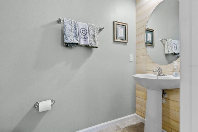 2421 HEARTH DRIVE, Odessa, FL 33556