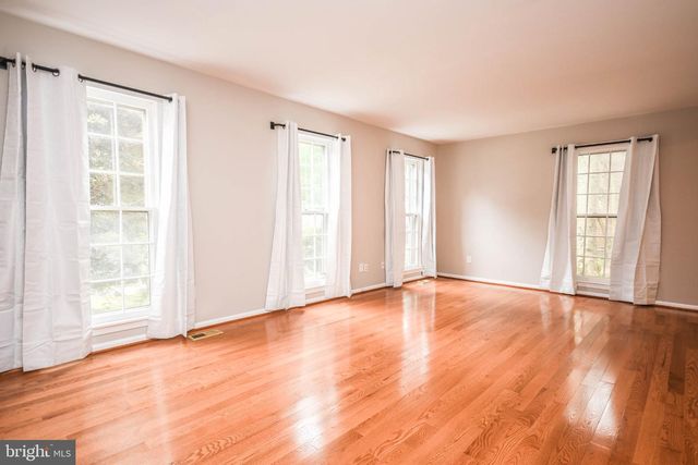 10036 MAPLE LEAF, Gaithersburg, MD 20886