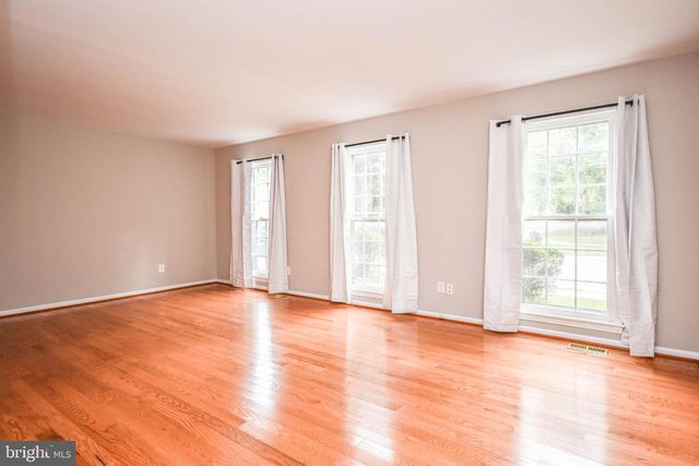 10036 MAPLE LEAF, Gaithersburg, MD 20886