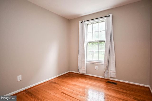 10036 MAPLE LEAF, Gaithersburg, MD 20886