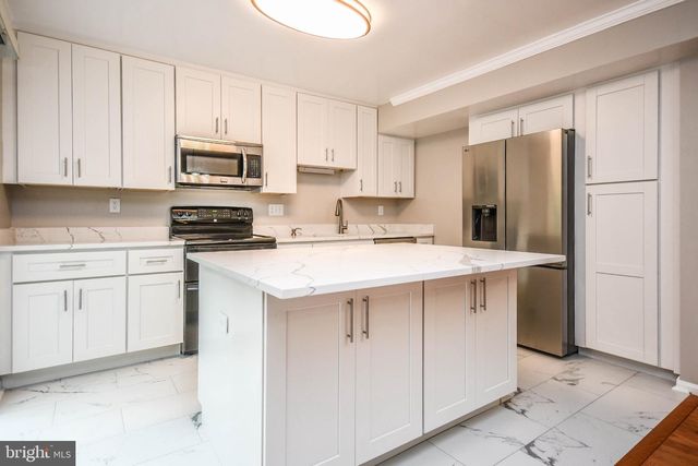 10036 MAPLE LEAF, Gaithersburg, MD 20886