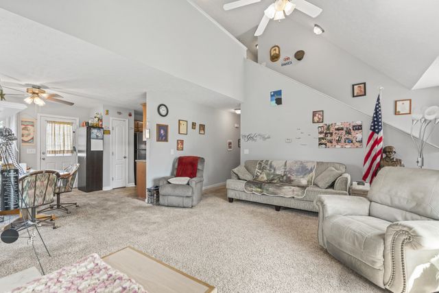 105 Bonnie Oak Dr, Lebanon, TN 37087