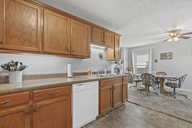 105 Bonnie Oak Dr, Lebanon, TN 37087