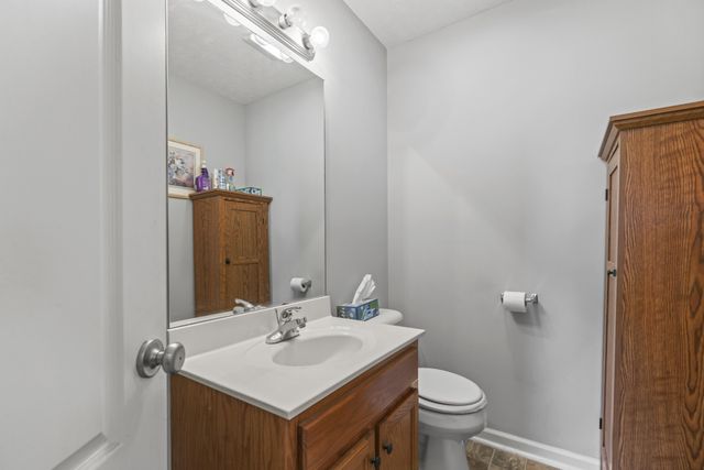105 Bonnie Oak Dr, Lebanon, TN 37087