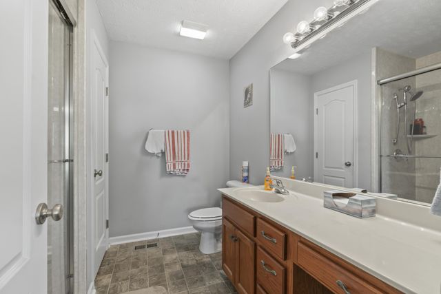 105 Bonnie Oak Dr, Lebanon, TN 37087