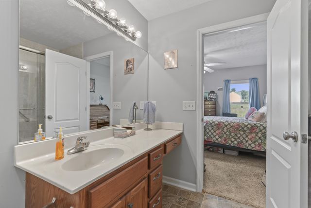 105 Bonnie Oak Dr, Lebanon, TN 37087