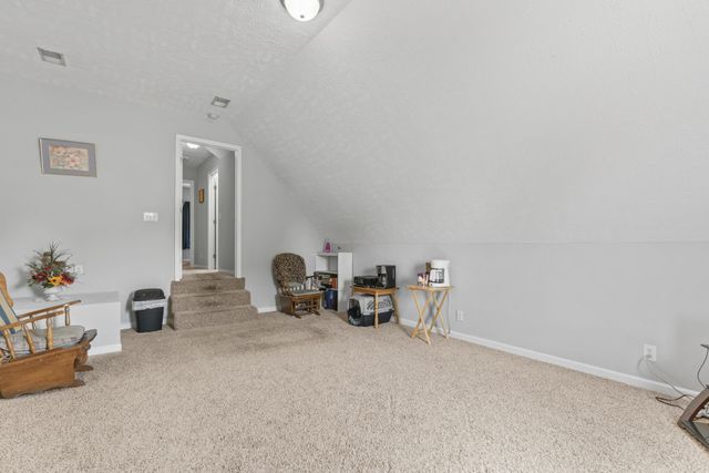 105 Bonnie Oak Dr, Lebanon, TN 37087