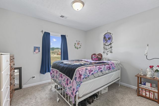 105 Bonnie Oak Dr, Lebanon, TN 37087