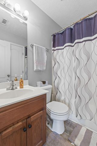 105 Bonnie Oak Dr, Lebanon, TN 37087