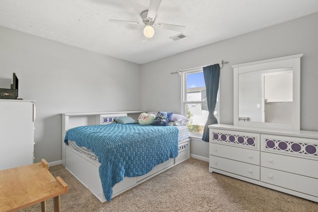 105 Bonnie Oak Dr, Lebanon, TN 37087
