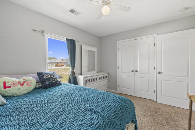 105 Bonnie Oak Dr, Lebanon, TN 37087