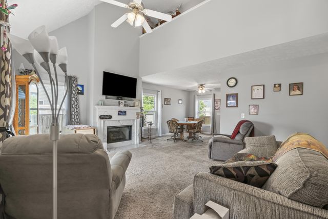 105 Bonnie Oak Dr, Lebanon, TN 37087