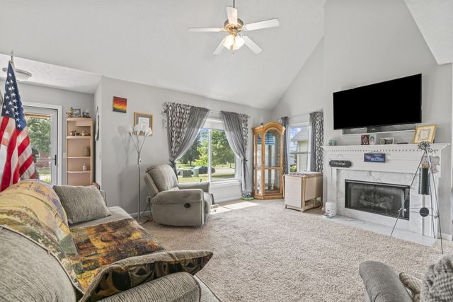 105 Bonnie Oak Dr, Lebanon, TN 37087