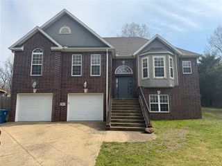 34 Witherby Drive, Bella Vista, AR 72714