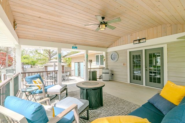 33510 Lake Shore Boulevard, Lakeline, OH 44095