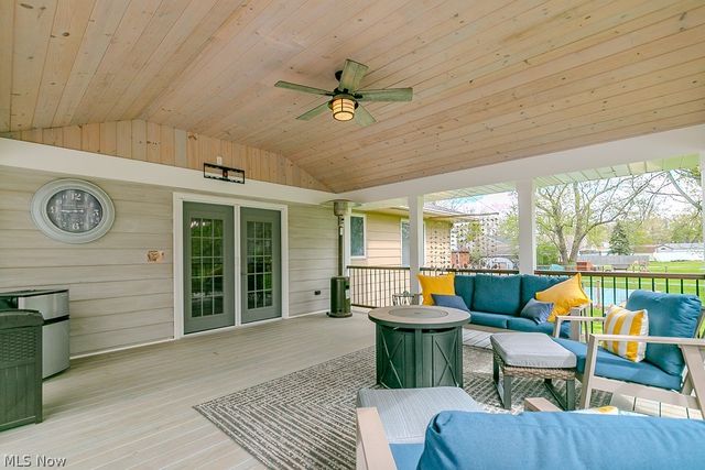 33510 Lake Shore Boulevard, Lakeline, OH 44095