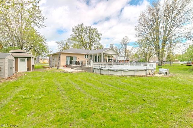 33510 Lake Shore Boulevard, Lakeline, OH 44095