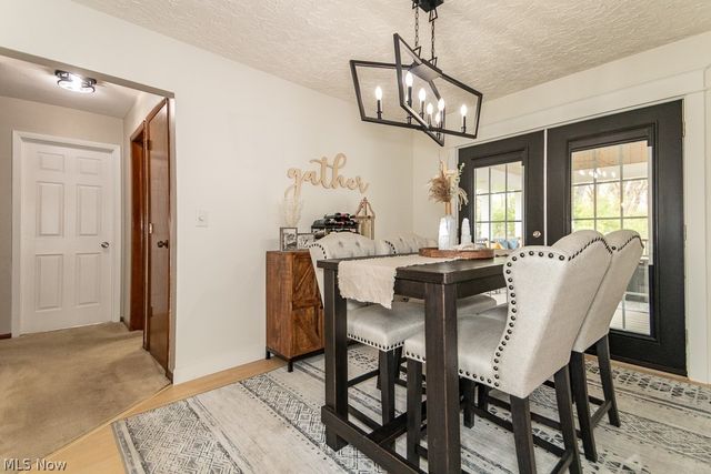 33510 Lake Shore Boulevard, Lakeline, OH 44095
