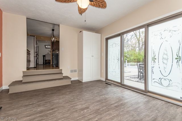 33510 Lake Shore Boulevard, Lakeline, OH 44095