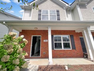 3726 Selina Dr, Murfreesboro, TN 37128