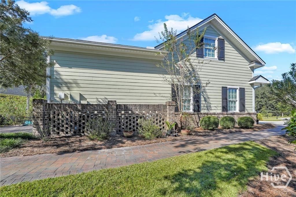 Image 5 of property listing at 109 Busbridge Cove, Pooler, GA 31322