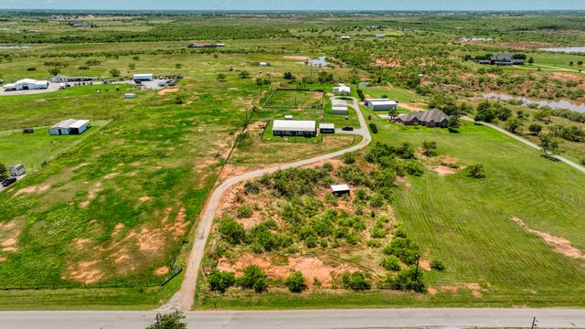 2460 Wranglers Retreat, Wichita Falls, TX 76310