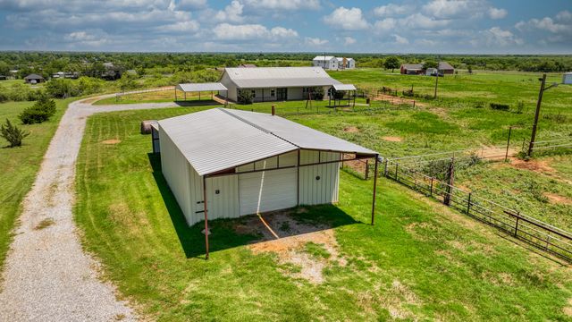 2460 Wranglers Retreat, Wichita Falls, TX 76310