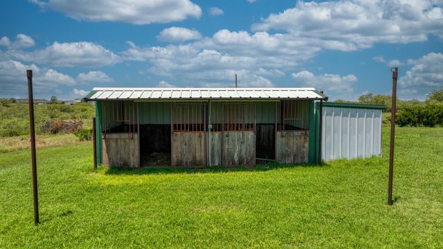2460 Wranglers Retreat, Wichita Falls, TX 76310