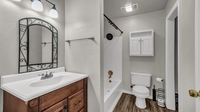 2460 Wranglers Retreat, Wichita Falls, TX 76310
