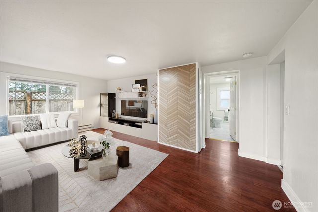 6146 - 6148 88th Street SW, Lakewood, WA 98499