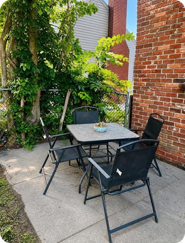 3633 Sherwood Drive, Flint, MI 48503