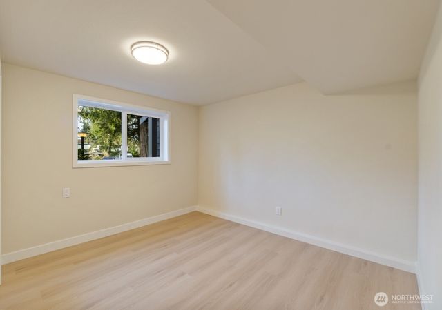 14522 NE 5th Street, Bellevue, WA 98007