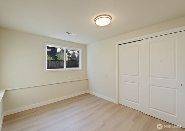 14522 NE 5th Street, Bellevue, WA 98007