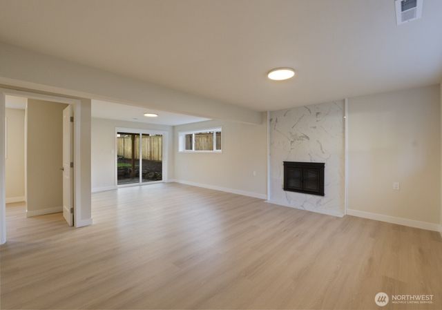 14522 NE 5th Street, Bellevue, WA 98007