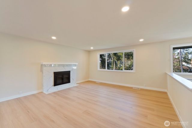 14522 NE 5th Street, Bellevue, WA 98007