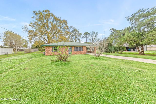 1168 Simon Angelle Road, Arnaudville, LA 70512
