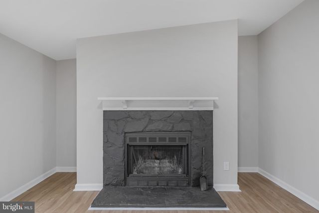 5003 HOLLY DR, Partlow, VA 22534