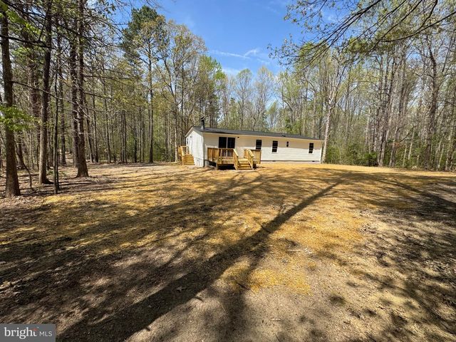 5003 HOLLY DR, Partlow, VA 22534