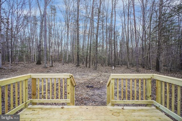 5003 HOLLY DR, Partlow, VA 22534